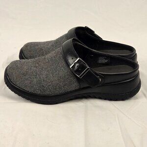 Drew Savannah 17100 Women’s Slip-On Clog – Gray Wool & Black Faux Leather